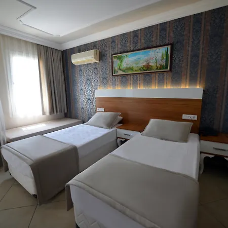 Nicholas Park Hotel 4*