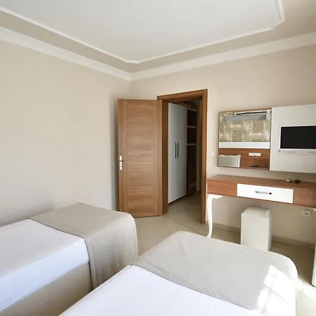 Nicholas Park Otel
